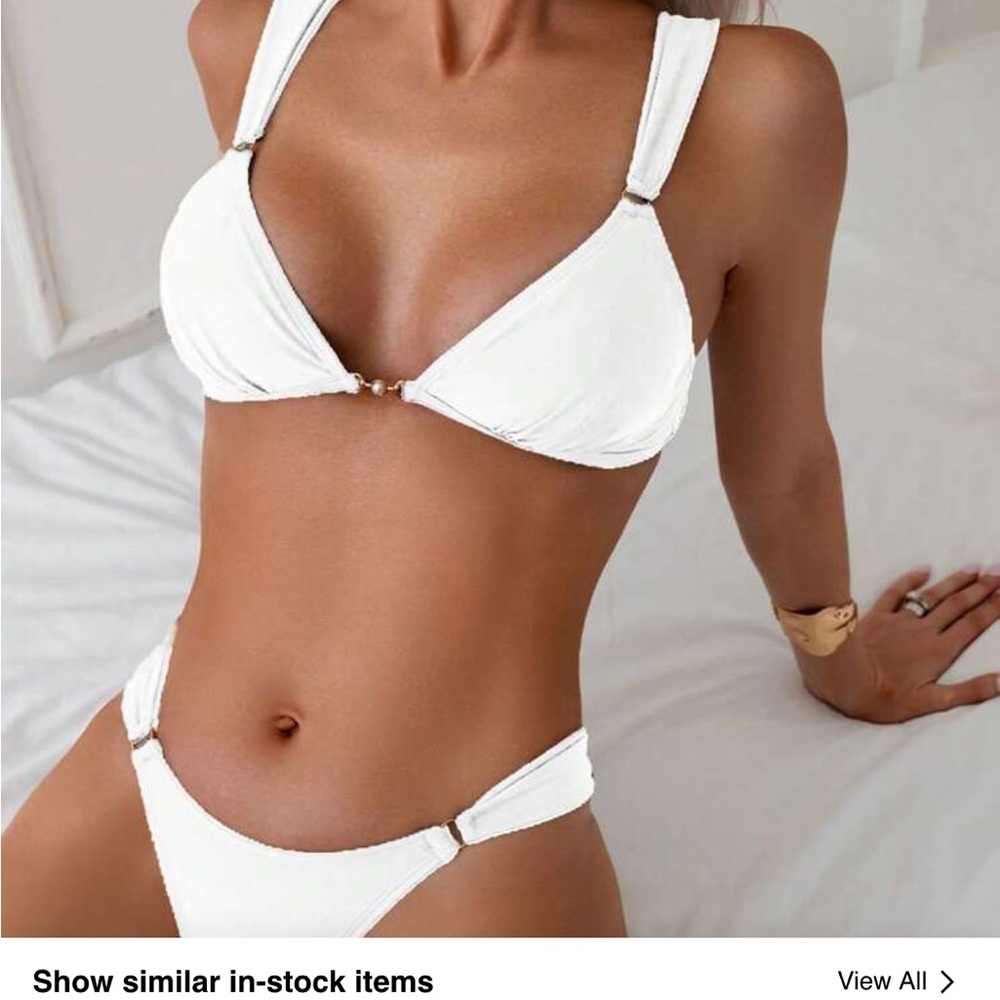 SHEIN Chic White Bikini Set